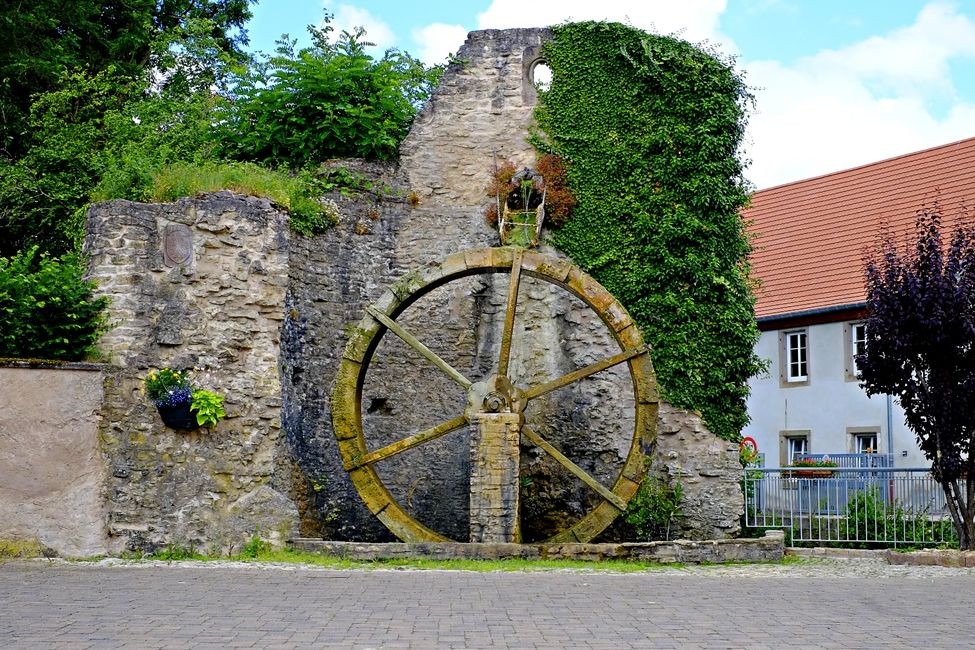 Mühlrad der Alten Mühle Sarrewerden