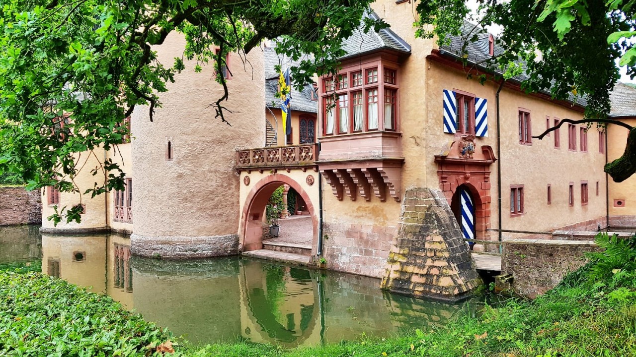 Schloss Mespelbrunn