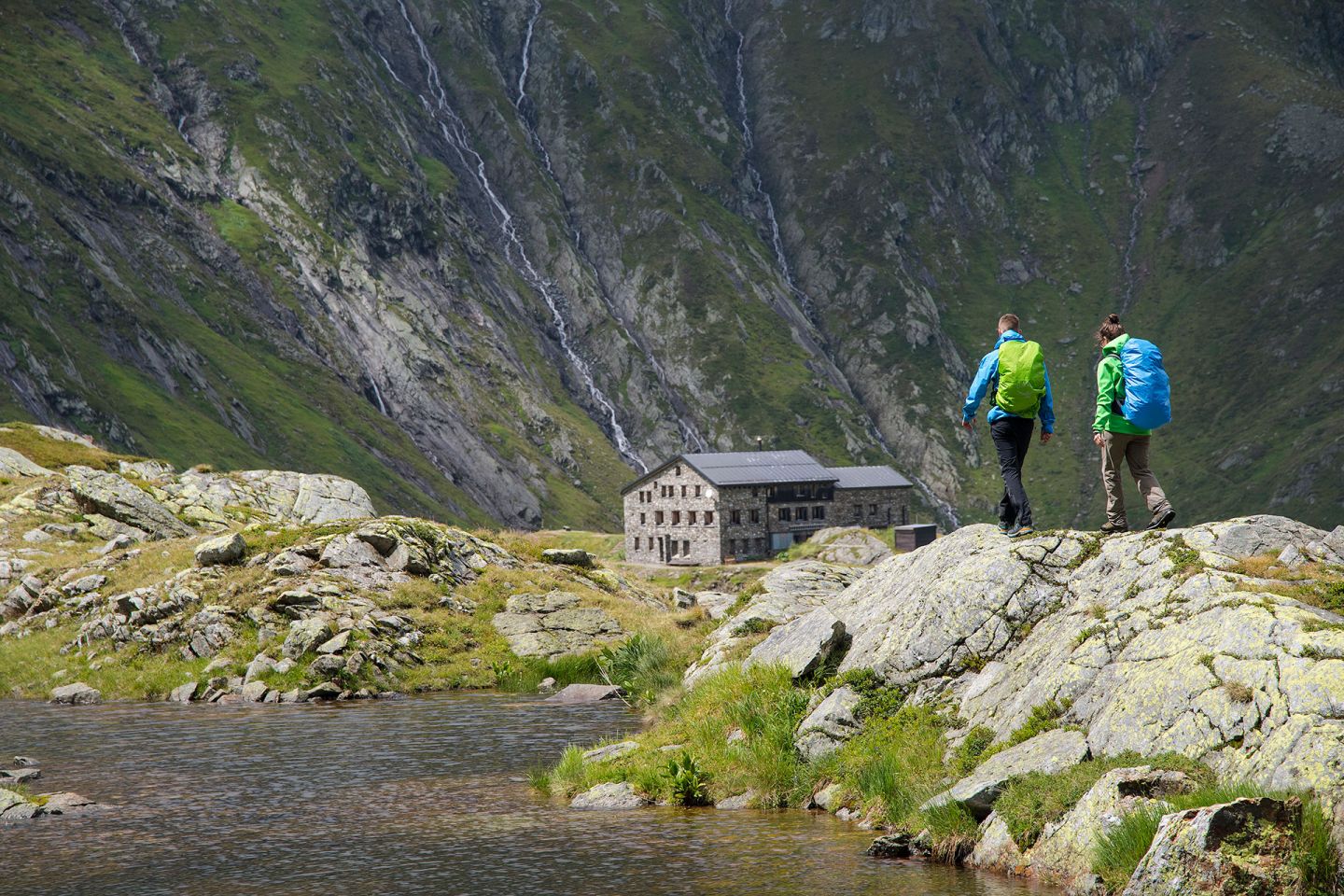 Greina-Weitwandern_Huettentouren-web.jpg